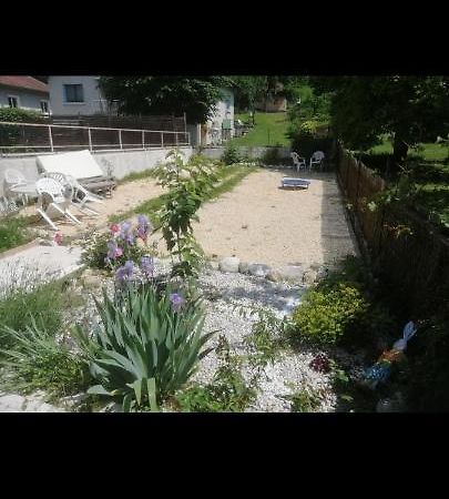 Le Studio Saint-Jean-en-Royans Exterior foto